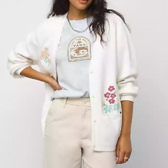 NWT Vans Garden Cardigan Sweater Cream Embroidered Flowers Size XS / S - Picture 1 of 8